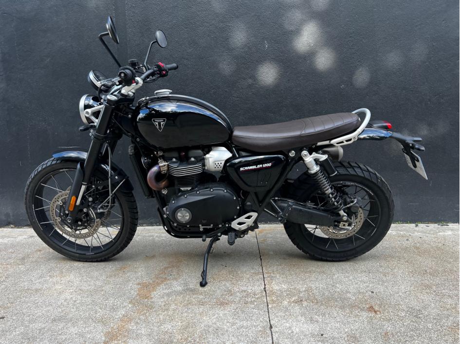 TRIUMPH SCRAMBLER 1200 X