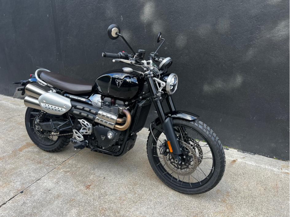 TRIUMPH SCRAMBLER 1200 X