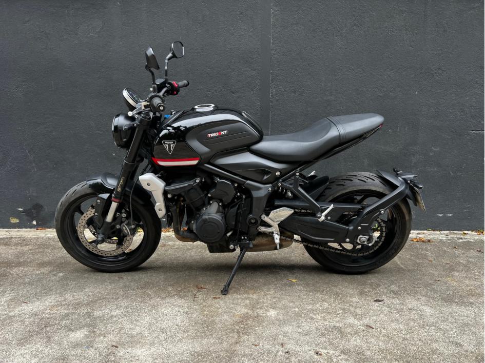 TRIUMPH TRIDENT 660 - A2