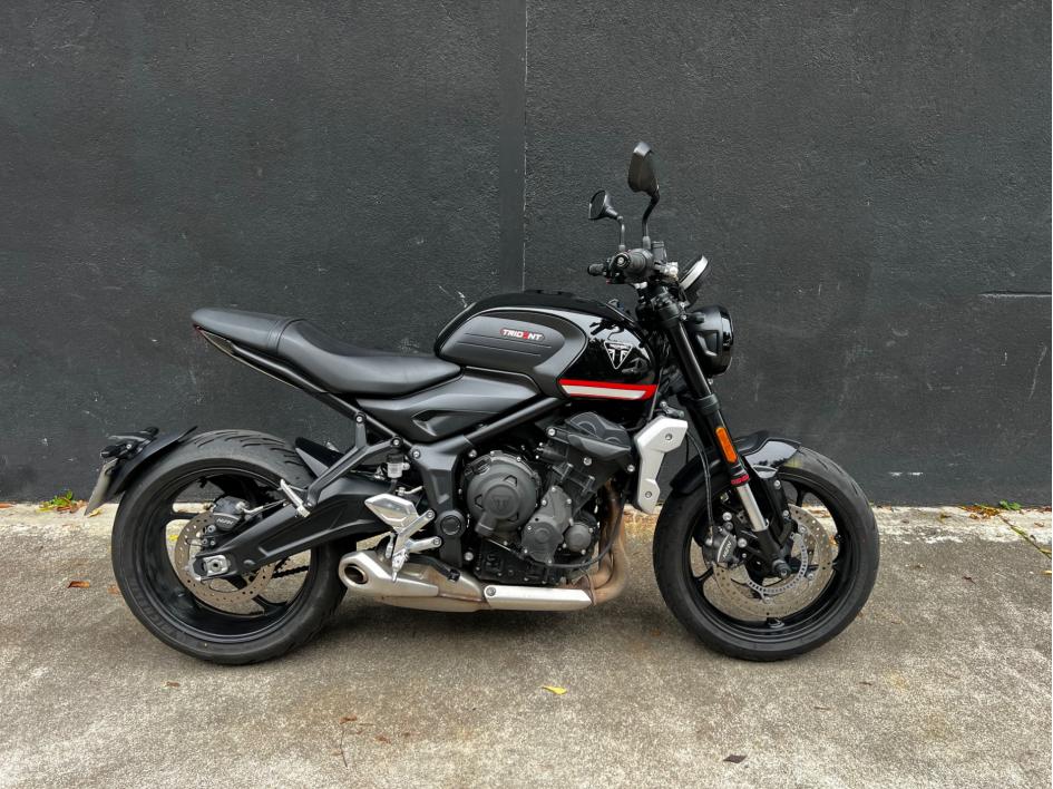 TRIUMPH TRIDENT 660 - A2
