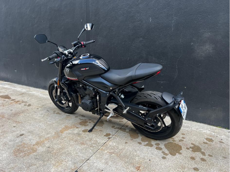 TRIUMPH TRIDENT 660 - A2