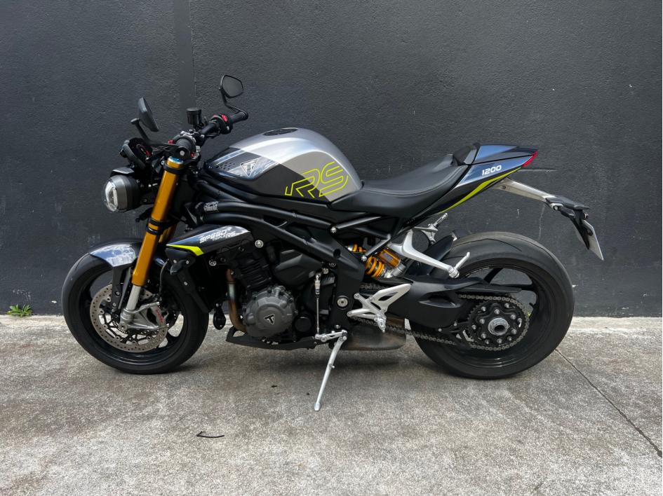 TRIUMPH SPEED TRIPLE 1200 RS - NOUVELLE GENERATION