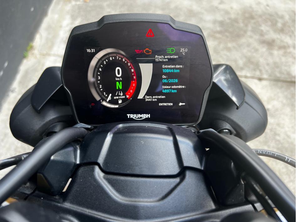 TRIUMPH SPEED TRIPLE 1200 RS - NOUVELLE GENERATION