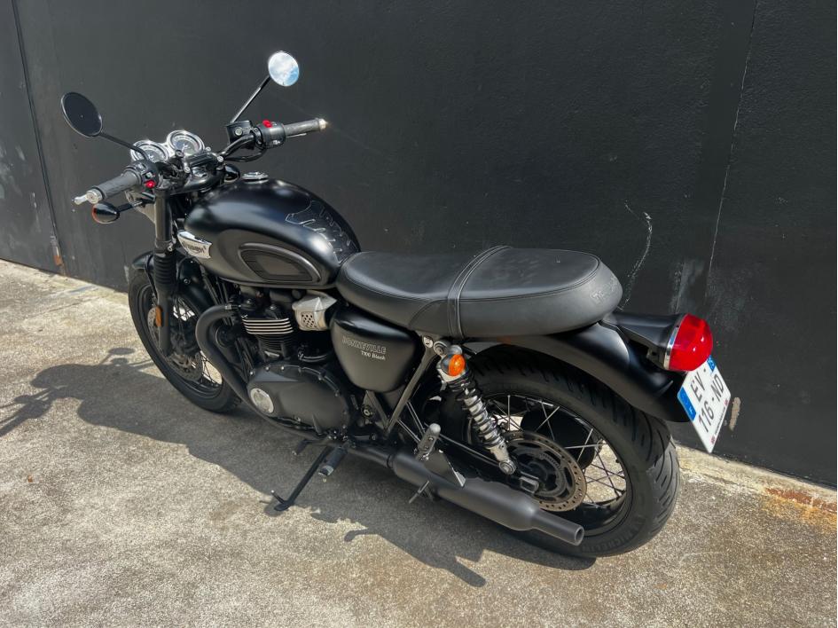 TRIUMPH Bonneville T100 - A2