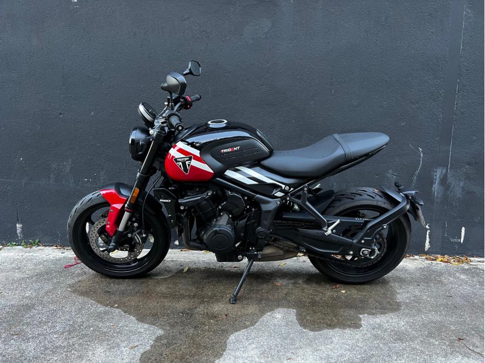TRIUMPH TRIDENT 660 - A2