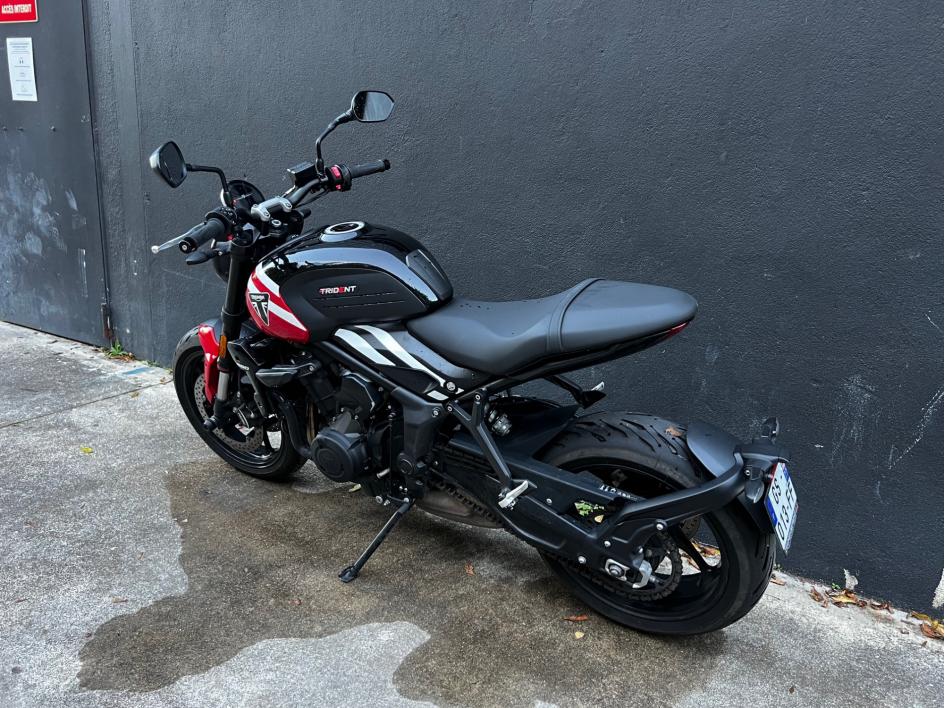 TRIUMPH TRIDENT 660 - A2