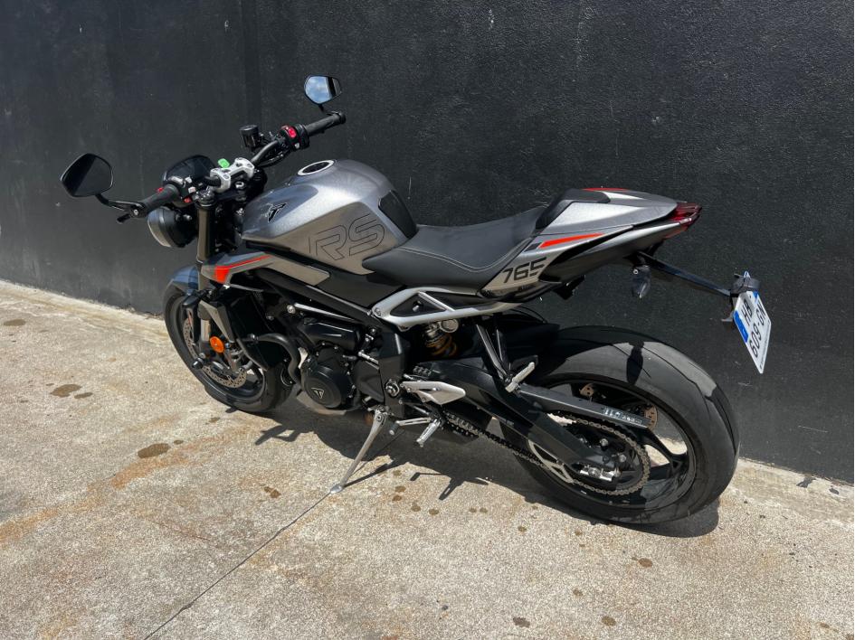 TRIUMPH STREET TRIPLE 765 RS
