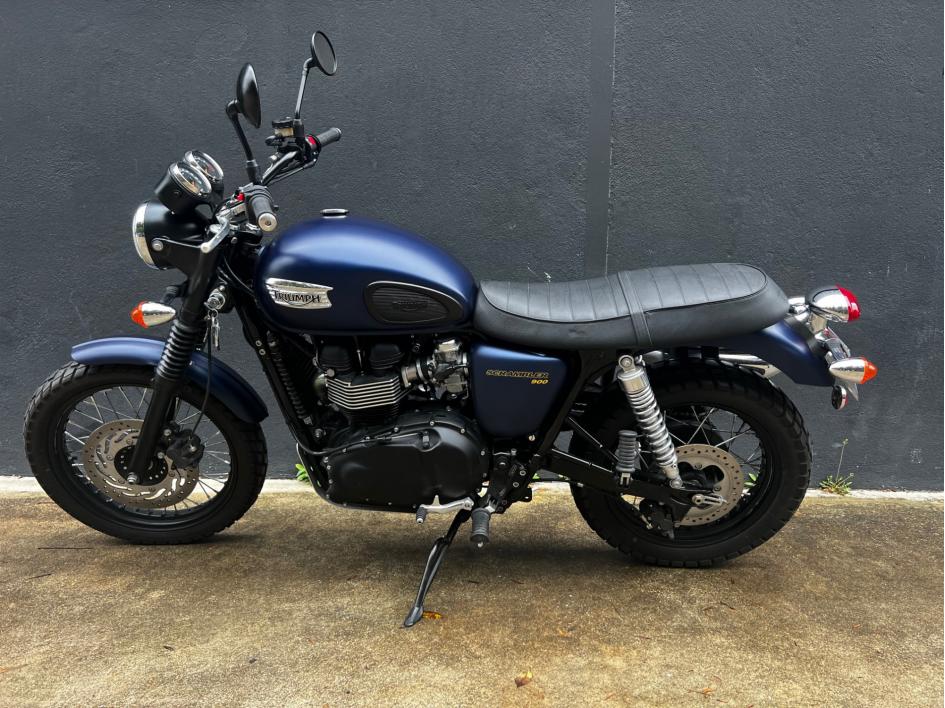 TRIUMPH SCRAMBLER 900